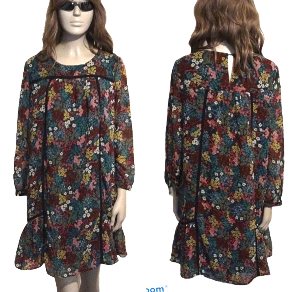 4/$20 • LOFT by Ann Taylor • Country Floral Long Sleeve Ruffle Dress